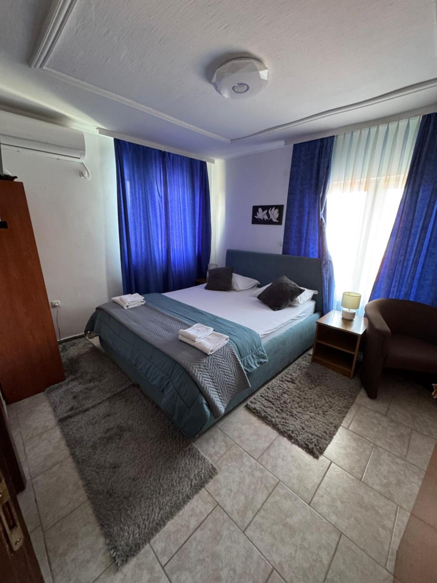 Hotel Arena Nikic Osijek Exterior foto